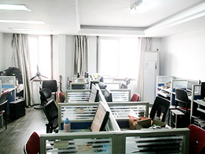 短信中心在哪-這里是技術運維部中心區域